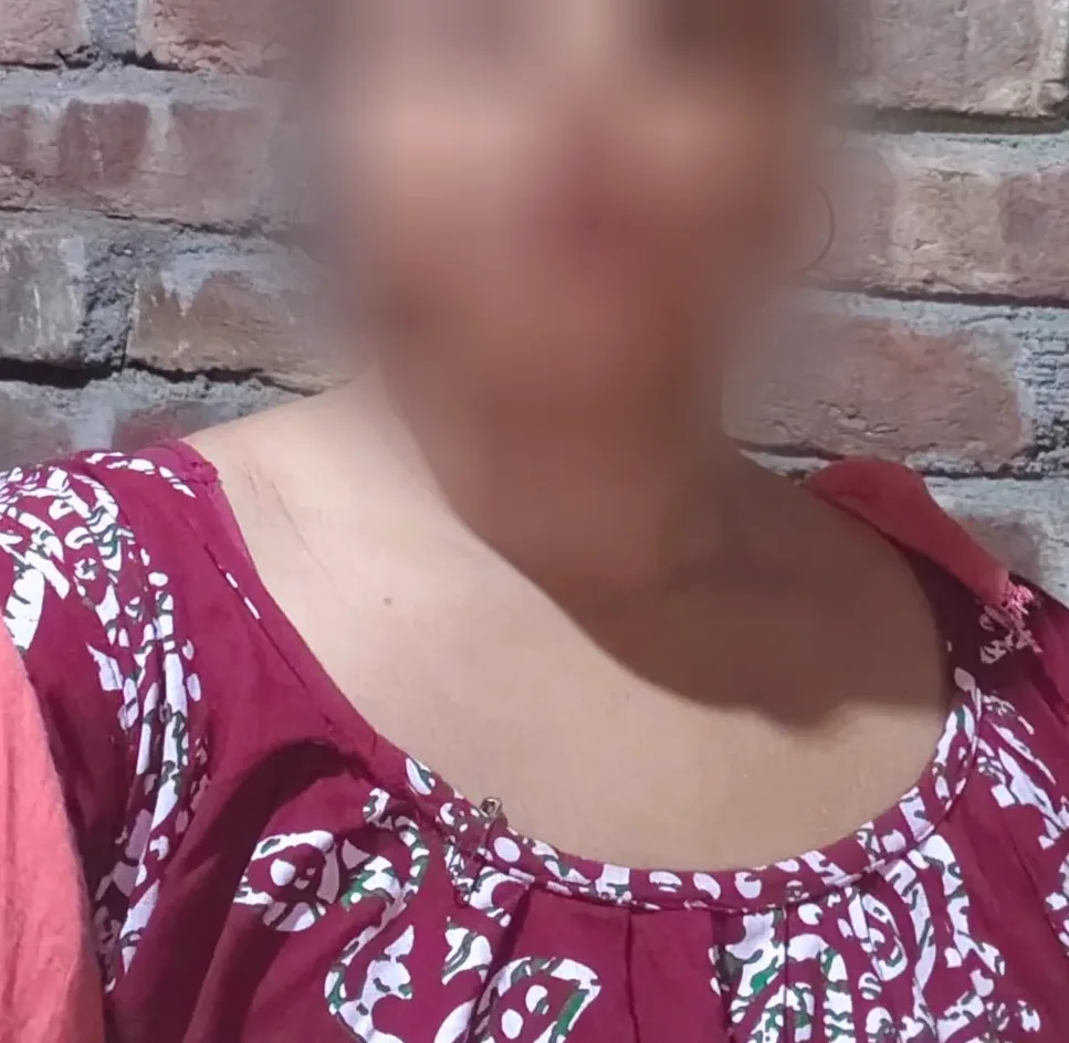 Esila, 28